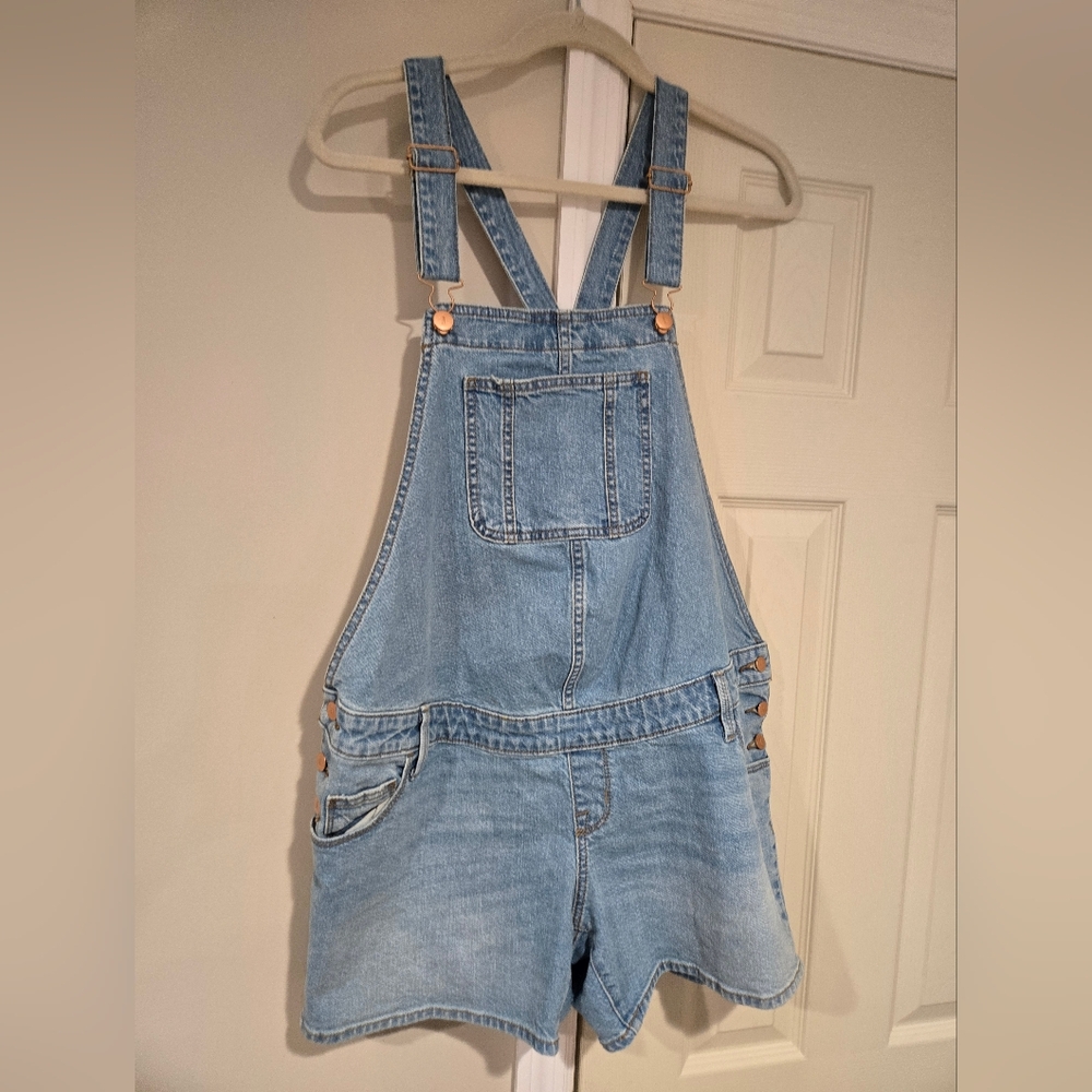 Isabel Maternity Shortall ~ Size 6
